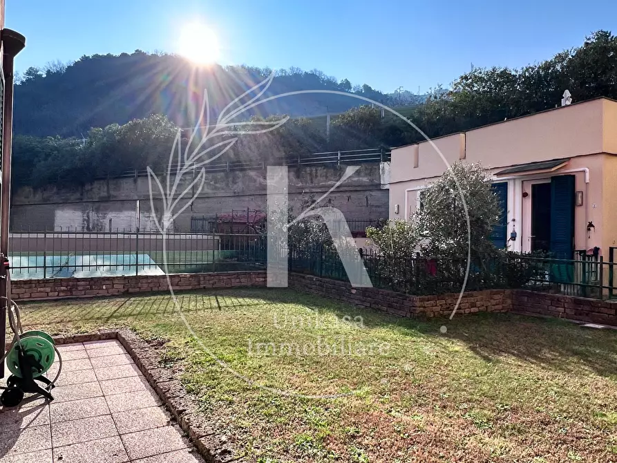 Immagine 4 di Quadrilocale in vendita  in Via Aurelia 454 a Vado Ligure