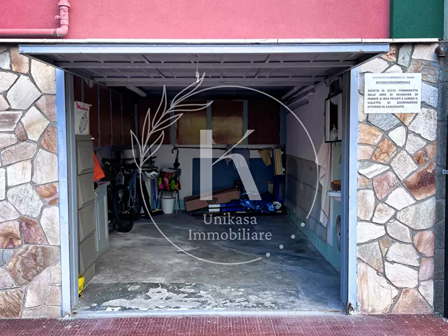 Immagine 32 di Quadrilocale in vendita  in Via dei Bricchetti 1 a Savona