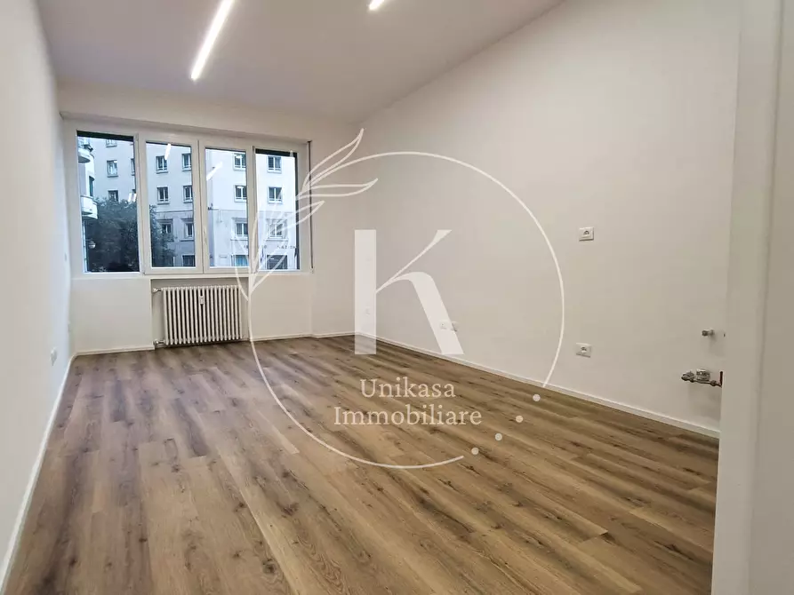 Immagine 5 di Trilocale in vendita  in Piazza Guglielmo Marconi a Savona