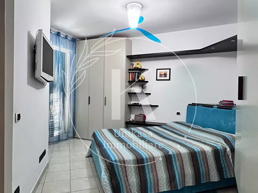 Immagine 26 di Quadrilocale in vendita  in Via Aurelia 454 a Vado Ligure