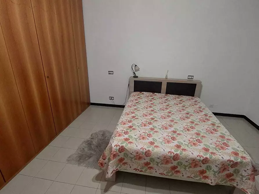 Immagine 10 di Bilocale in vendita  in Via Zara 10 a Savona