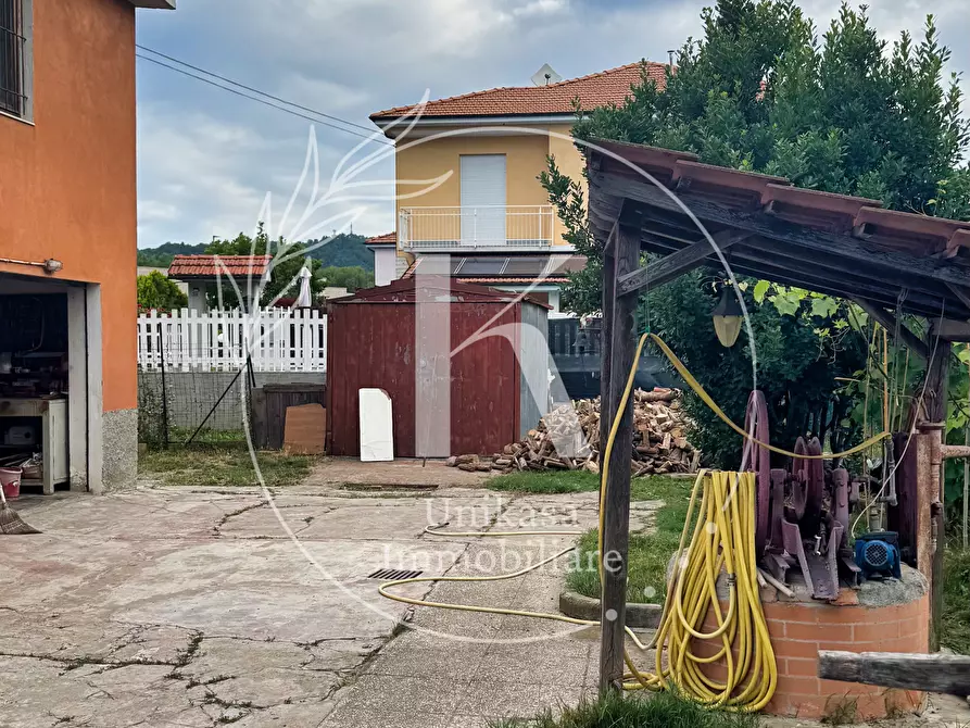 Immagine 11 di Casa indipendente in vendita  in Via Cortemilia 36 a Cairo Montenotte