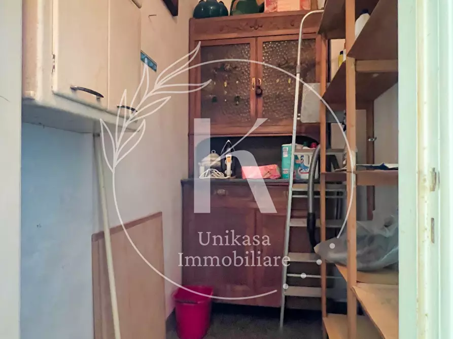 Immagine 14 di Quadrilocale in vendita  in Via Giuseppe Cesare Abba a Savona