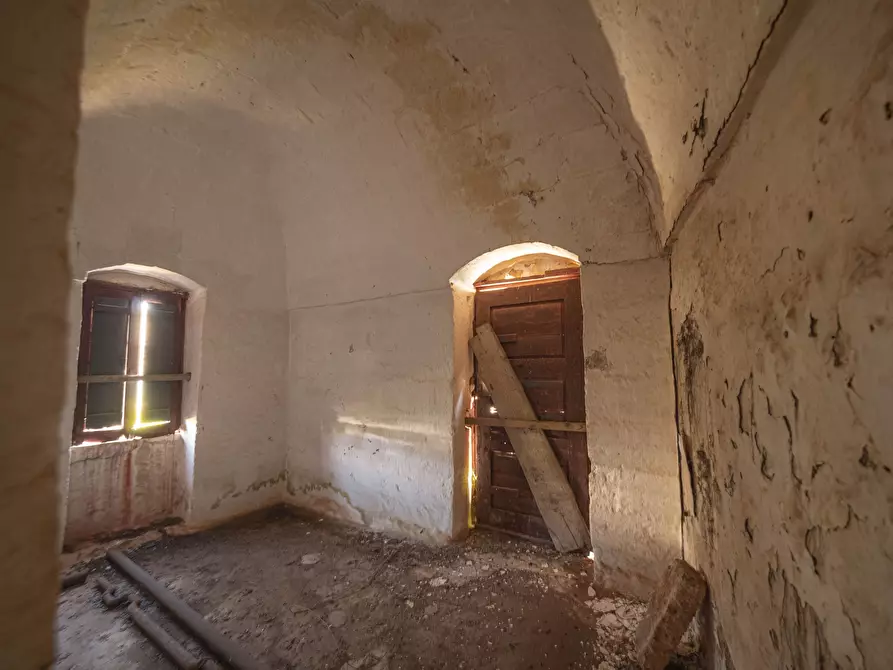Immagine 17 di Rustico / casale in vendita  a Ostuni