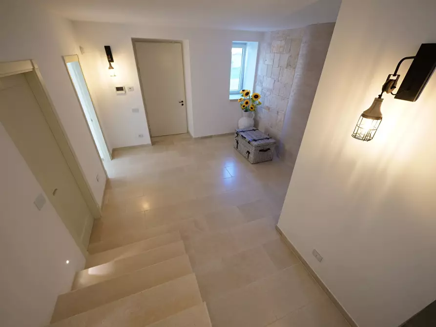 Immagine 41 di Villa in vendita  in SP29 31 a Ostuni