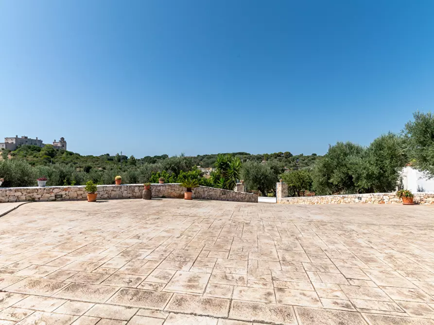 Immagine 24 di Villa in vendita  in Via Provinciale Martina Franca a Ostuni