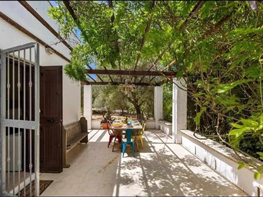 Immagine 26 di Villa in vendita  in Contrada Sessana snc a Ostuni