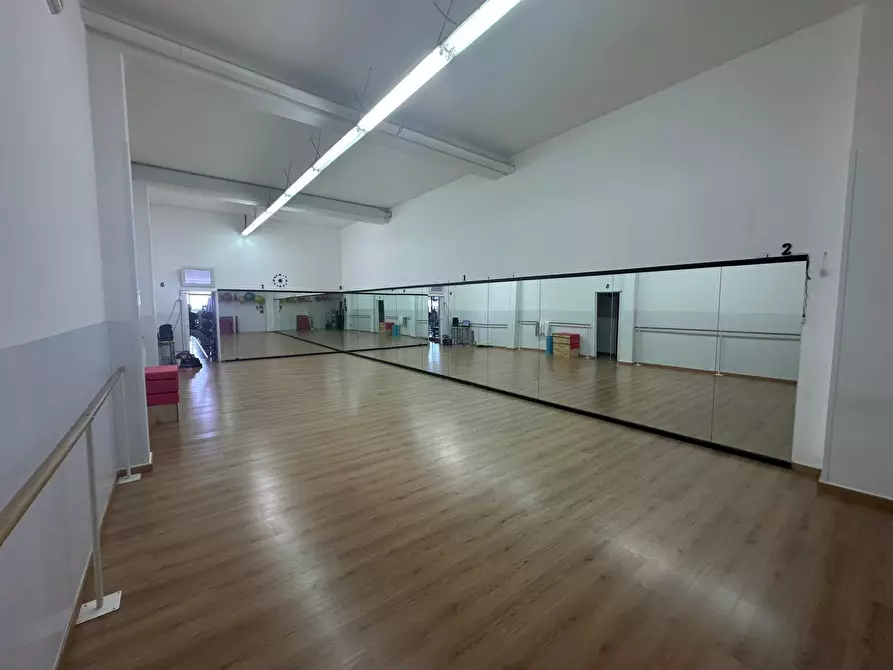 Immagine 11 di Bilocale in vendita  in Corso Giuseppe Mazzini a Ostuni