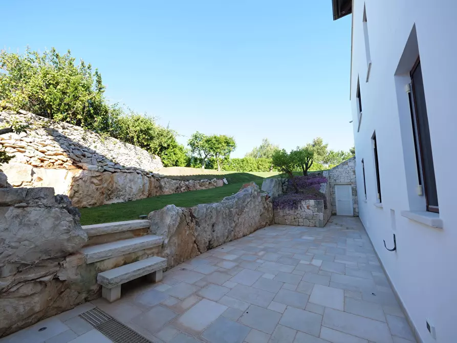 Immagine 42 di Villa in vendita  in SP29 31 a Ostuni