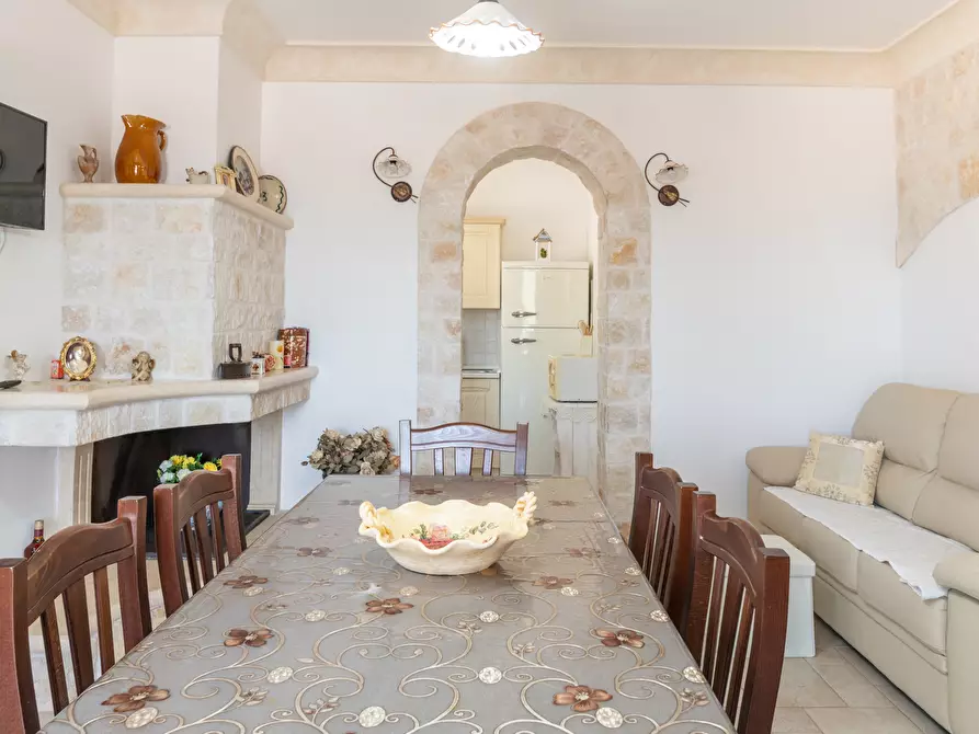 Immagine 37 di Villa in vendita  in Via Provinciale Martina Franca a Ostuni