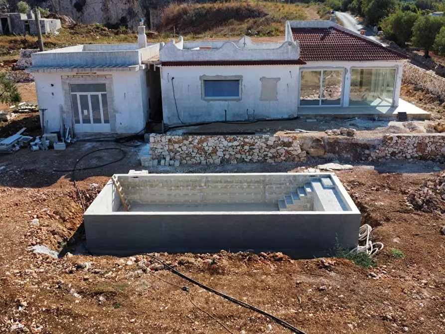 Immagine 45 di Villa in vendita  in la rupe a Ostuni