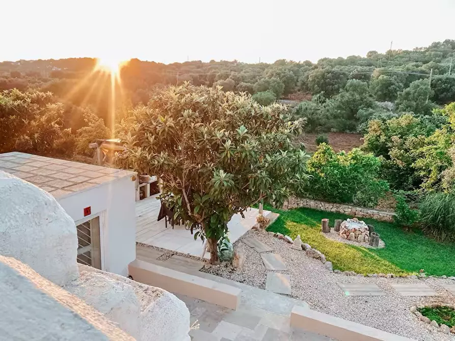Immagine 1 di Casa indipendente in vendita  in Contrada Badessa a Ostuni