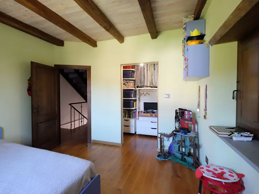 Immagine 22 di Rustico / casale in vendita  a Tiglieto