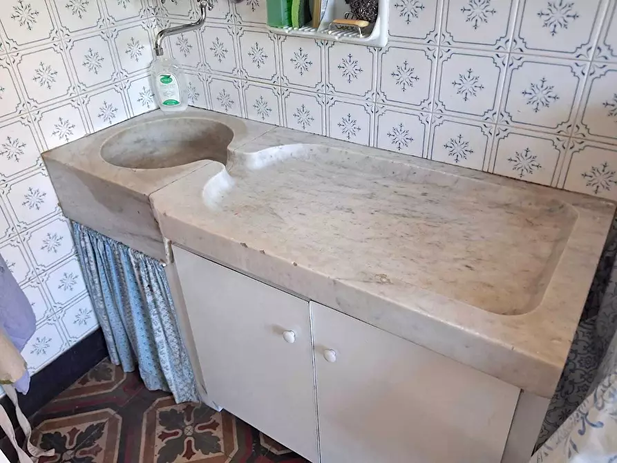 Immagine 10 di Casa indipendente in vendita  a Sassello