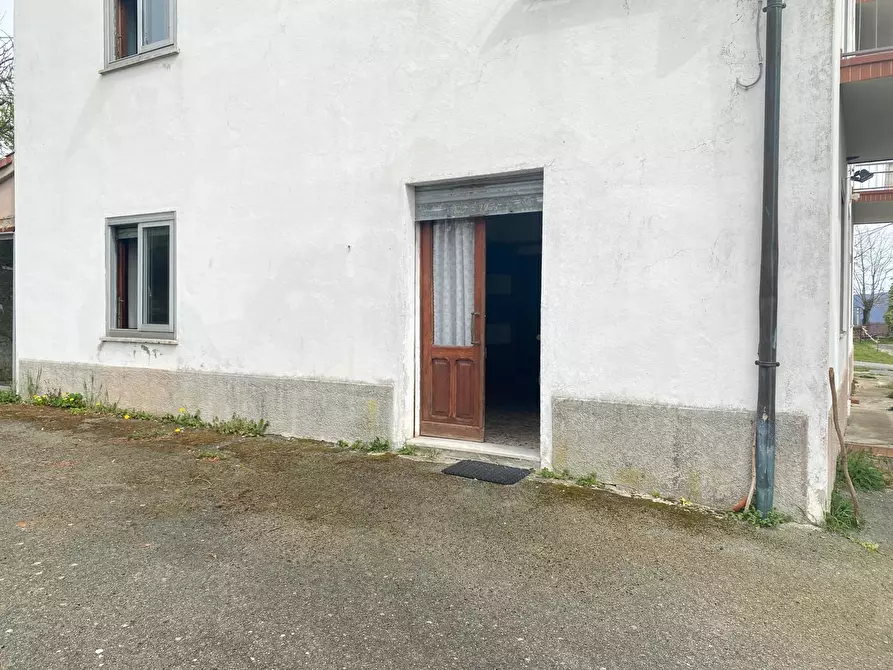 Immagine 52 di Rustico / casale in vendita  in SP210 66 a Ponzone