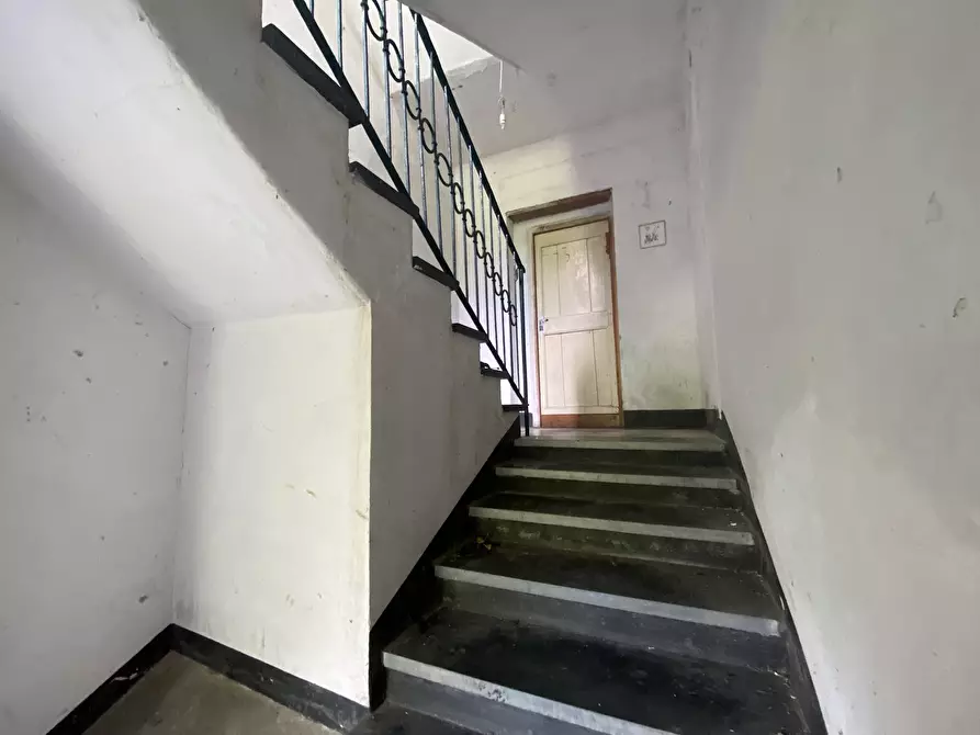 Immagine 5 di Appartamento in vendita  in Via eugenio zunini 16 a Urbe