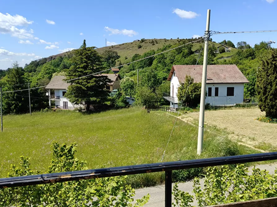 Immagine 39 di Villa in vendita  in Via Francia 75 a Tiglieto