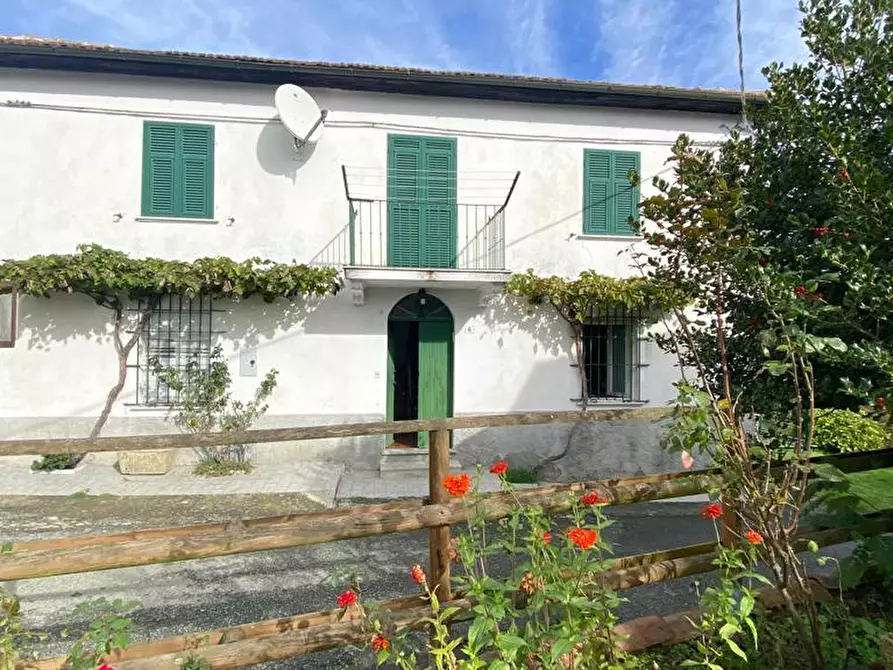 Immagine 3 di Rustico / casale in vendita  in via miogliola 6 a Pareto