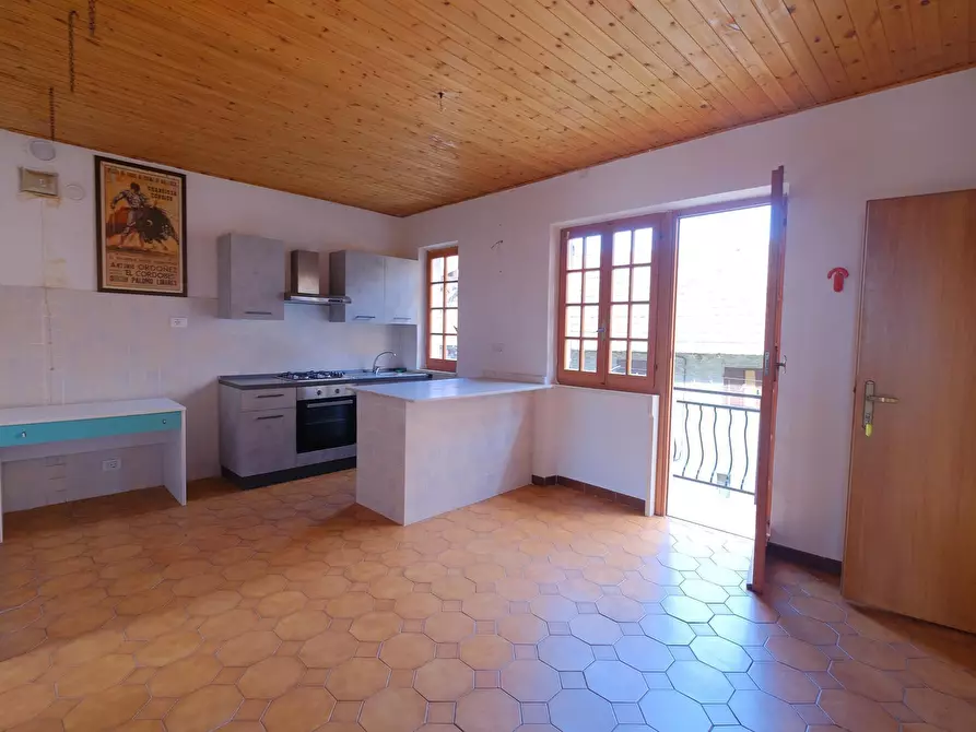 Immagine 12 di Trilocale in vendita  a Ponzone