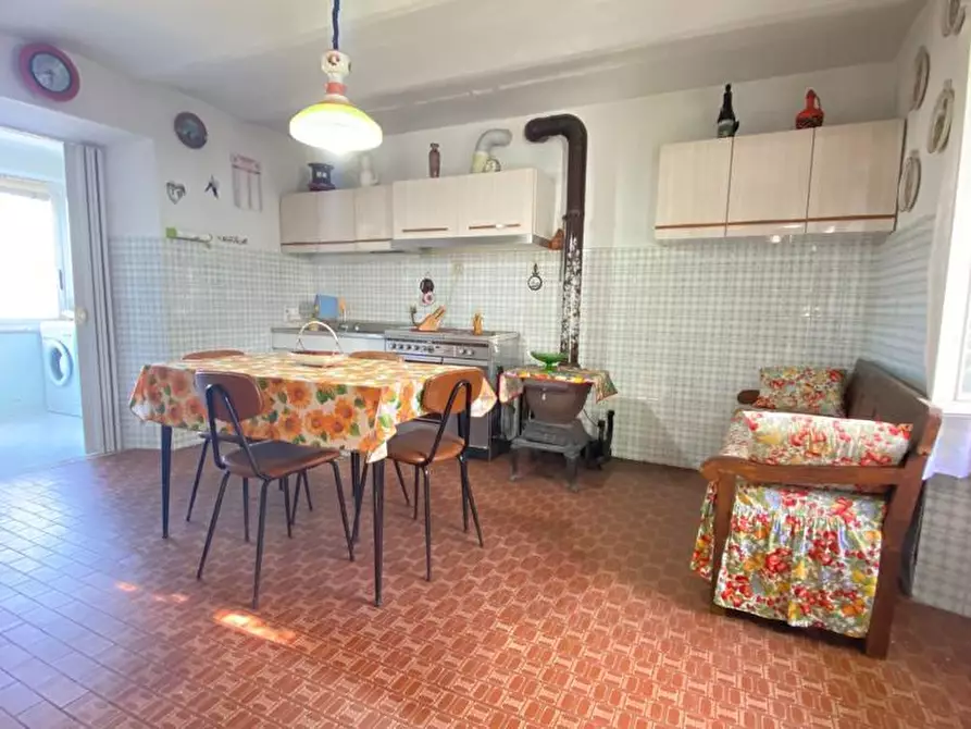 Immagine 12 di Rustico / casale in vendita  in via miogliola 6 a Pareto