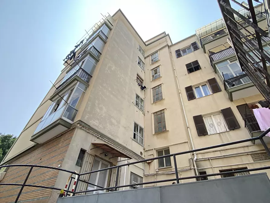 Immagine 1 di Quadrilocale in vendita  in Corso Vitttorio Veneto 68 a Savona