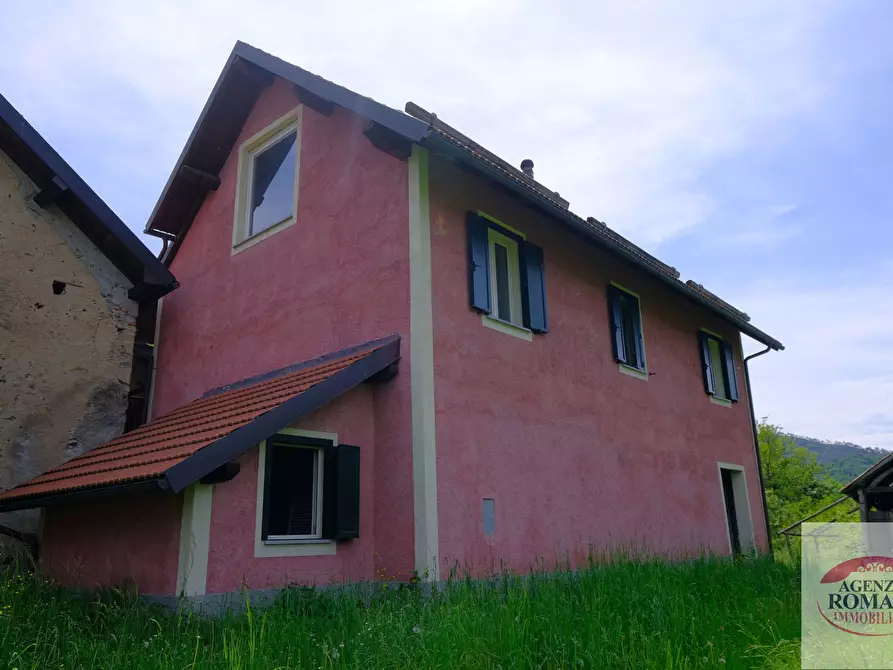 Immagine 2 di Rustico / casale in vendita  in Via dei Perrando 78 a Sassello