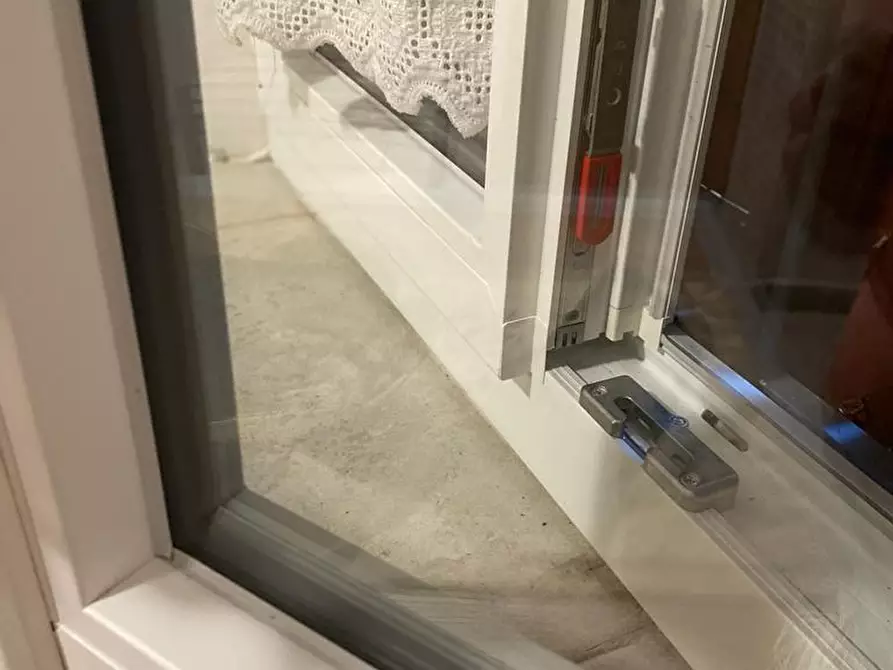 Immagine 28 di Quadrilocale in vendita  a Sassello