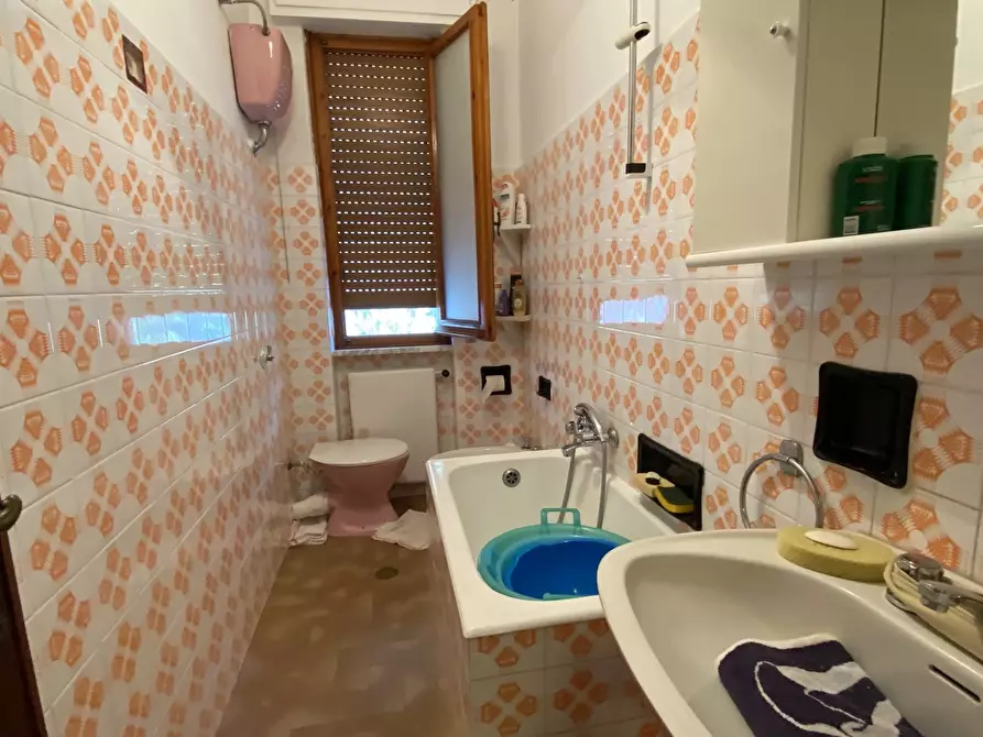 Immagine 10 di Pentalocale in vendita  in Via Roma 25 a Urbe