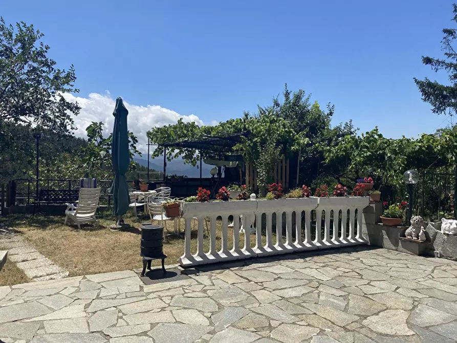 Immagine 2 di Porzione di casa in vendita  a Ponzone