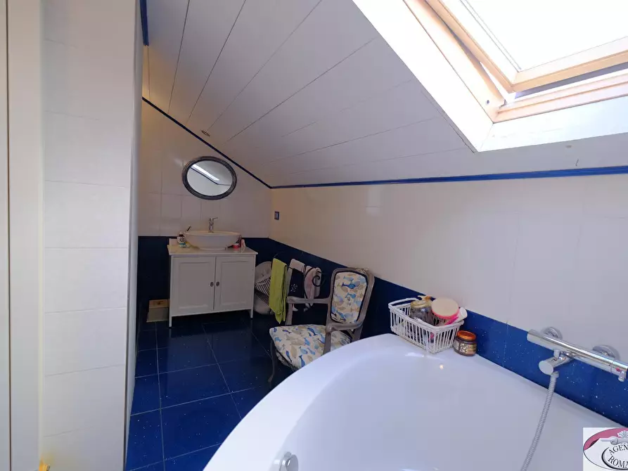 Immagine 34 di Villa in vendita  in Località Contrada 46 a Stella