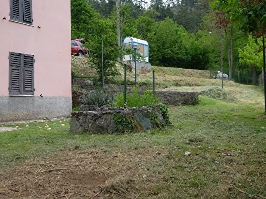 Immagine 12 di Appartamento in vendita  a Tiglieto