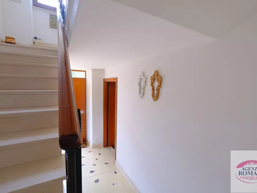 Immagine 13 di Villa in vendita  a Pareto