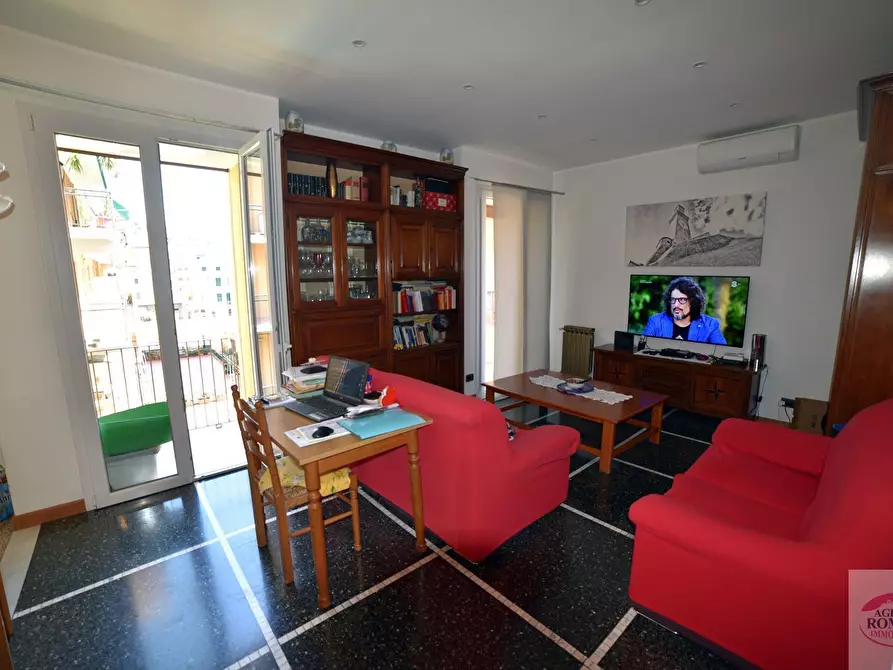 Immagine 1 di Quadrilocale in vendita  in Via Accinelli 3 a Varazze