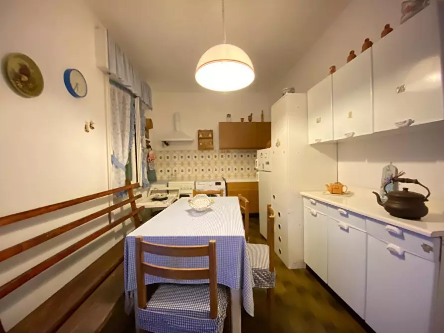 Immagine 7 di Casa trifamiliare in vendita  in via Vara Superiore 86 a Urbe