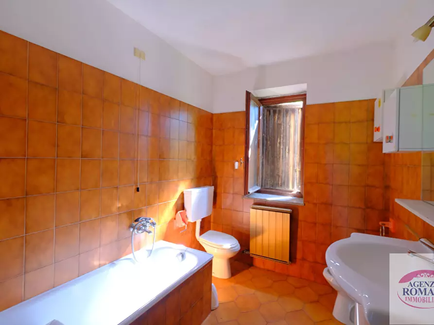 Immagine 32 di Casa trifamiliare in vendita  in Località Marrona 8 a Sassello