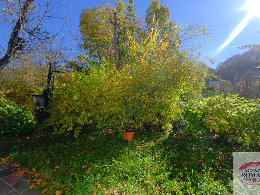Immagine 11 di Casa indipendente in vendita  a Urbe