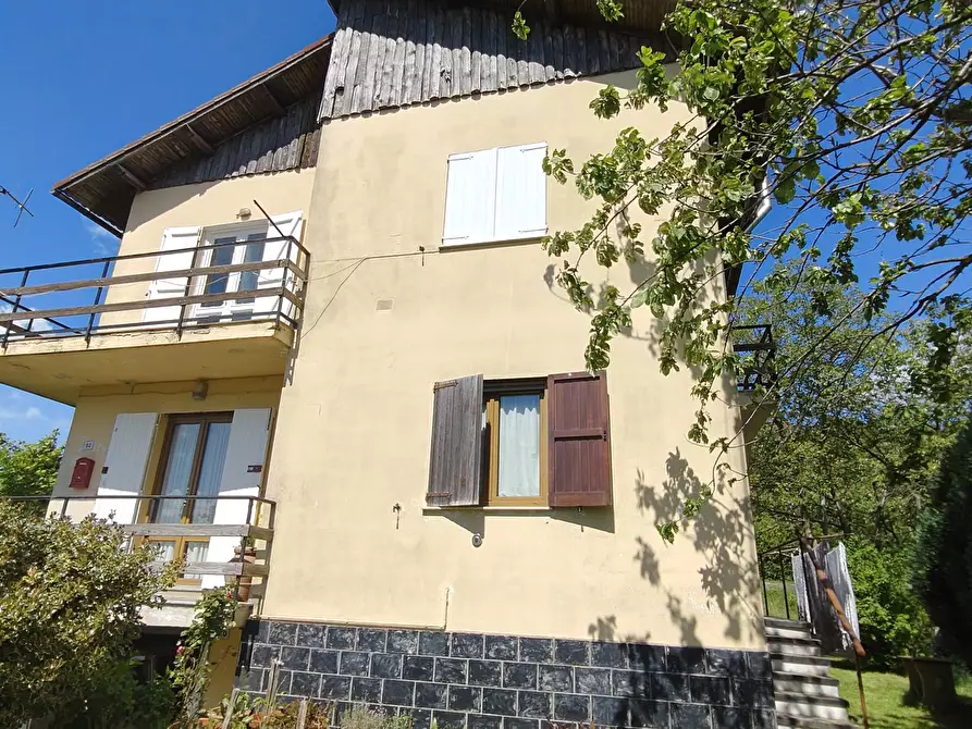 Immagine 1 di Villa in vendita  in Via Francia 75 a Tiglieto