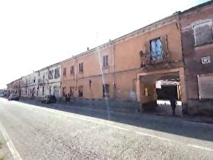 Immagine 1 di Pentalocale in vendita  in Via Trento 8 a Vercelli