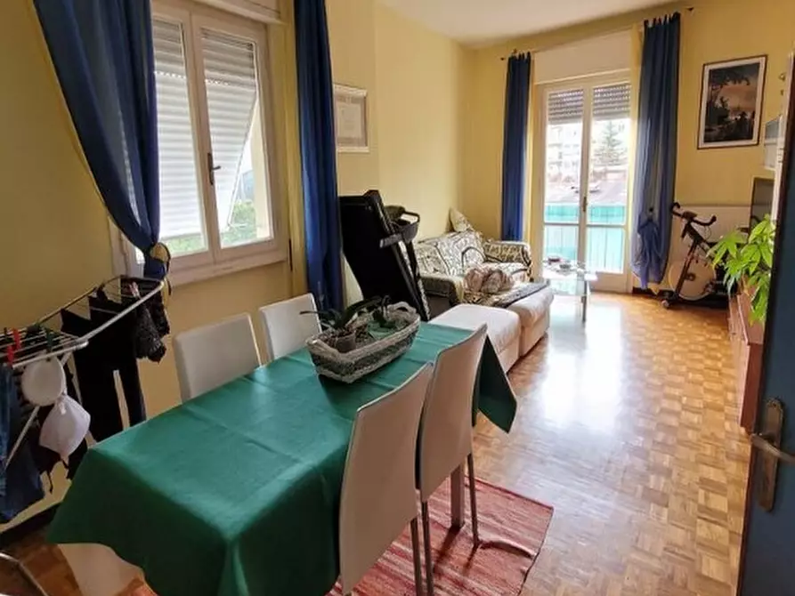 Immagine 3 di Pentalocale in vendita  in Via Ugo Foscolo 128/9 a La Spezia