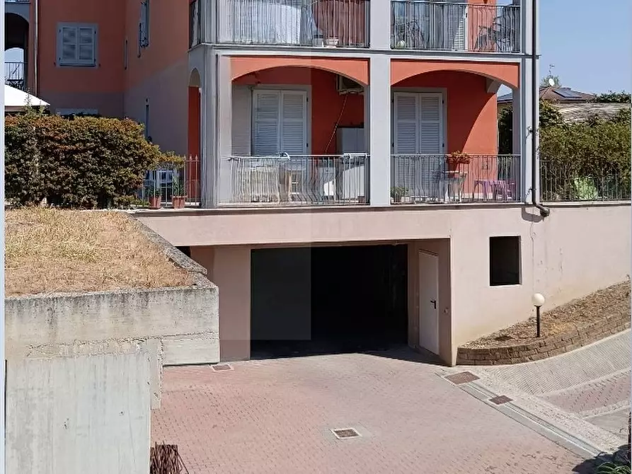 Immagine 1 di Garage in vendita  in Via Don Giovanni Rizzante 59 a Alessandria