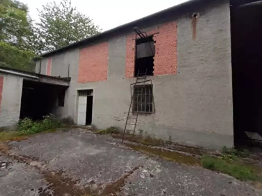 Immagine 9 di Villa in vendita  in Regione Favato 144 a Roccaverano