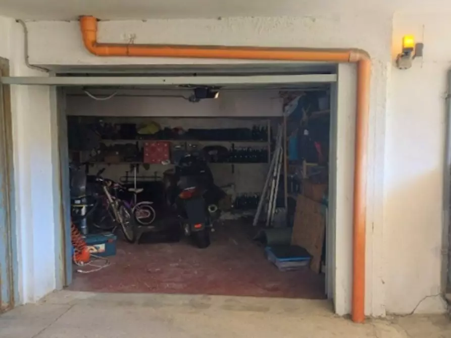 Immagine 1 di Garage in vendita  in Via Pietrabruna 53 a San Lorenzo Al Mare