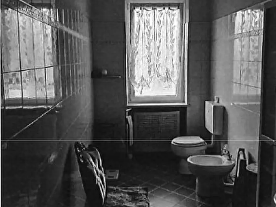 Immagine 8 di Pentalocale in vendita  in Via Ruatti 9 a Caramagna Piemonte