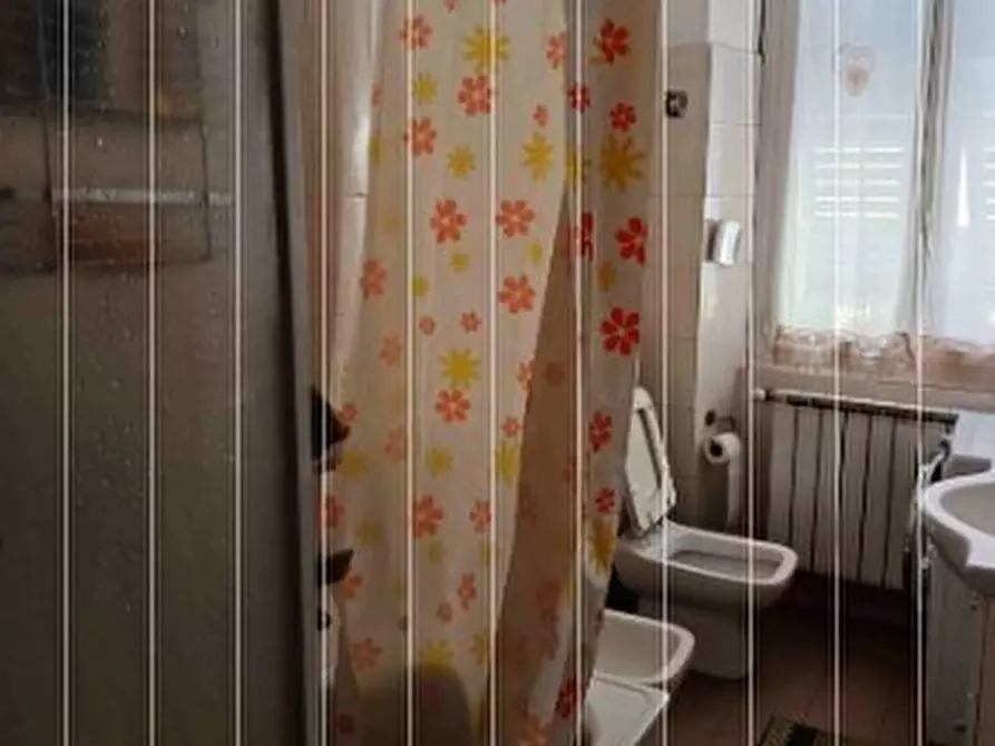 Immagine 8 di Pentalocale in vendita  in Via Roma 31 a Isola Del Cantone