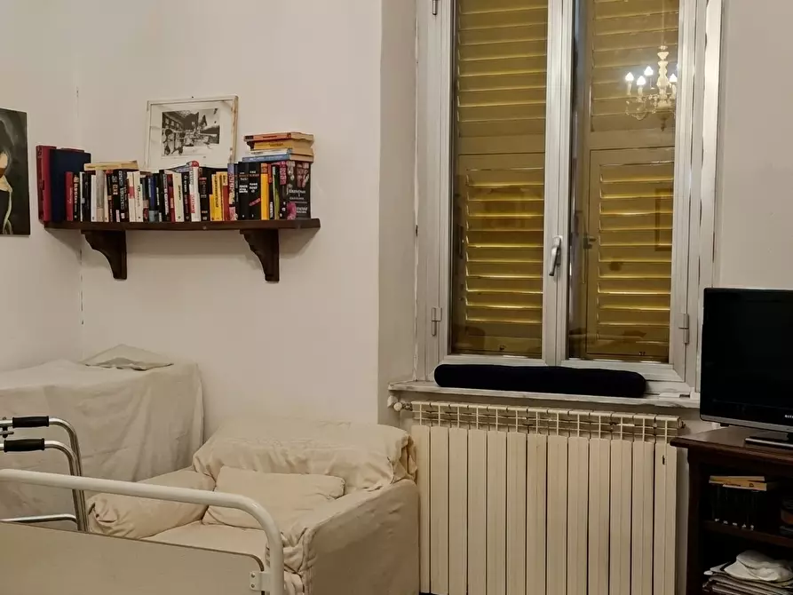 Immagine 4 di Pentalocale in vendita  in Viale Carlo Canepa 10 a Genova