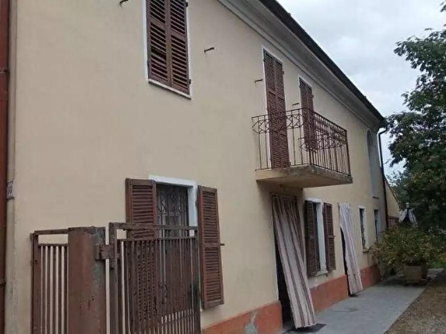 Immagine 1 di Porzione di casa in vendita  in Strada Canale 91 a Castellazzo Bormida