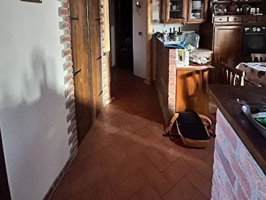 Immagine 5 di Pentalocale in vendita  in Via Parella 13 a Torino