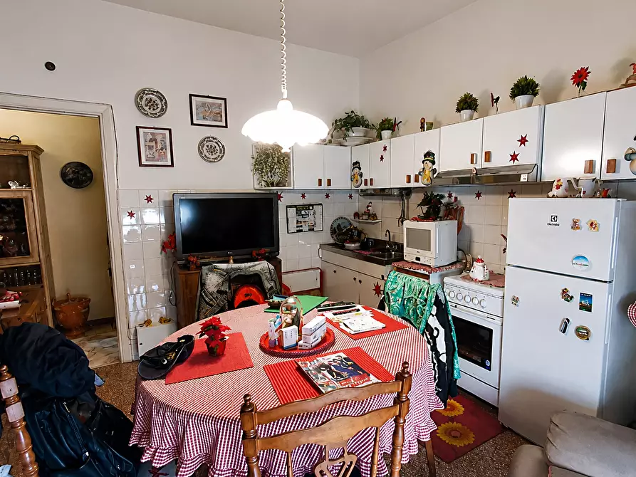 Immagine 3 di Quadrilocale in vendita  in Via Villini Ambrogio Negrone 18/17 a Genova
