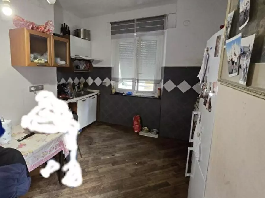 Immagine 4 di Pentalocale in vendita  in Via Piero Pinetti 41 a Genova