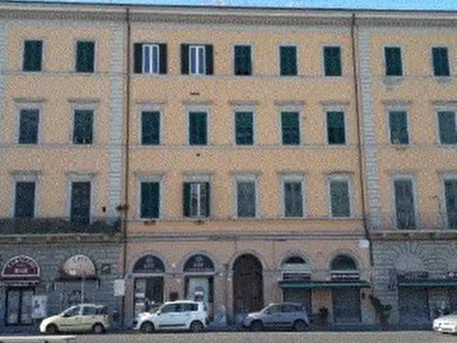 Immagine 1 di Pentalocale in vendita  in Piazza della Repubblica 67 a Livorno